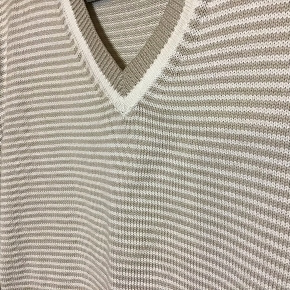 Brooks Brothers V-Neck Sweater Pull Over - Picture 6 of 6